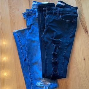 Two size 26 Levi’s 711 jeans